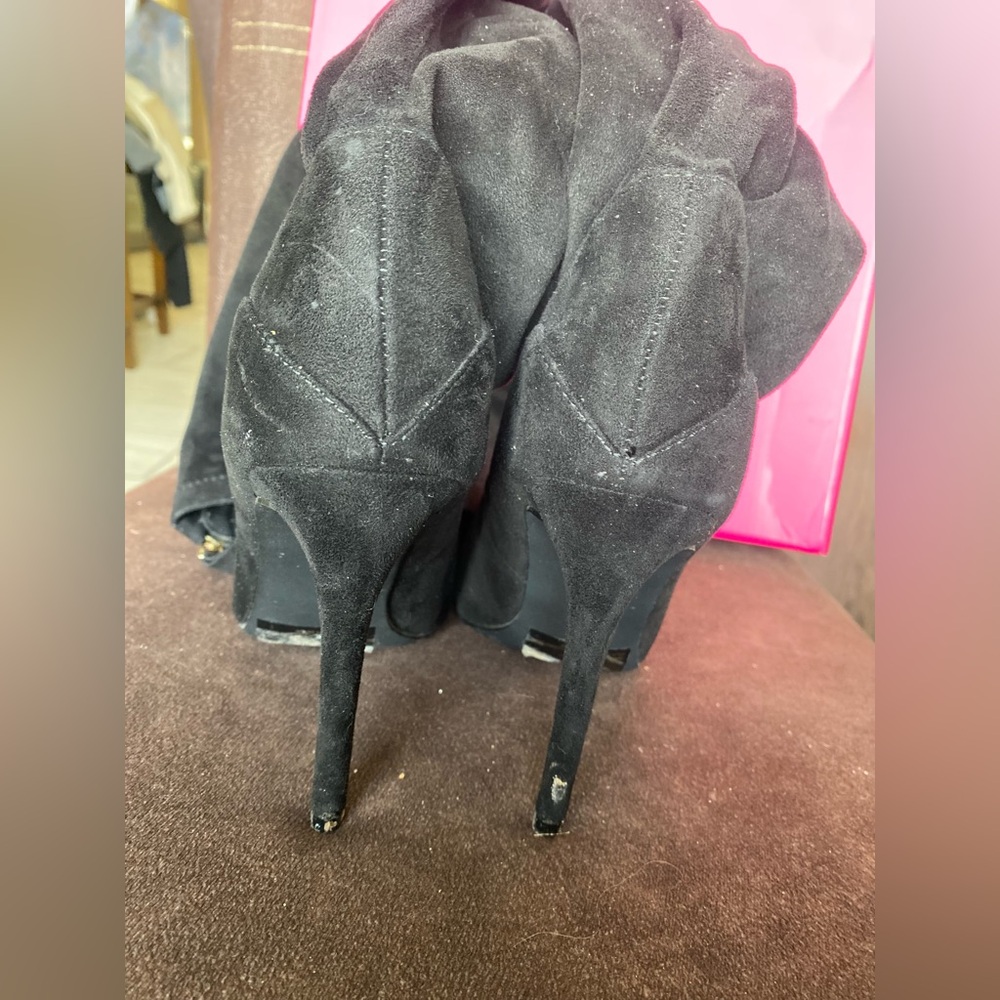 THIGH HIGH BOOTS - Picture 3 of 6